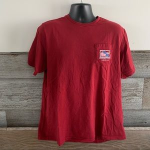 Vineyard Vines 
Class of 2020 Ready to Conquer Vrtually Anything
Size large